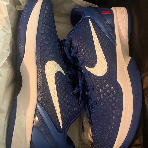 Nike Royal Blue Textured Sneakers